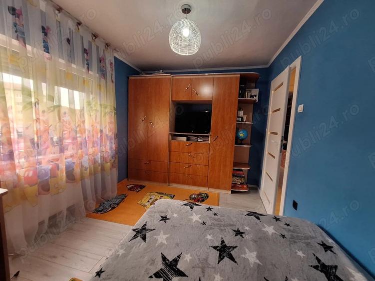 Vand apartament 2 camere, et 1, 54 mp utili Rogerius Oradea - 4