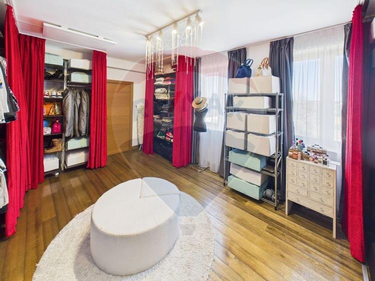 PENTHOUSE CU TERASA PANORAMICA SI PISCINA ACOPERITA - 22