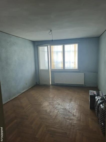 Apartament 3 camere etaj 2 zona Centrala - 3