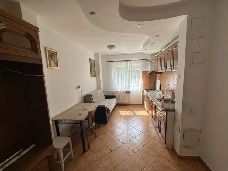 MetrouP-ta Sudului ,Berceni,bl.1980, 1/10, mobilat,utilat,balcon,bucatarie mare. - 5