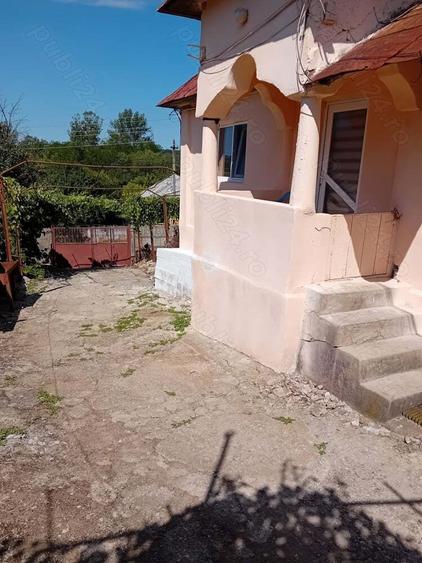 Vand casa i Com.Godinesti - 1