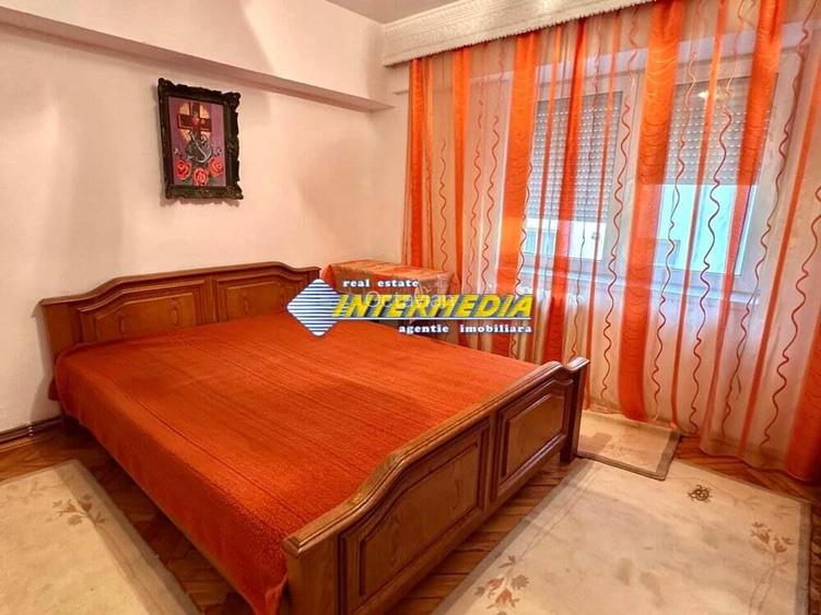 Apartament 3 camere decomandat etaj 3 Alba Iulia Apartament 3 camere decomandat etaj 3 Alba Iulia