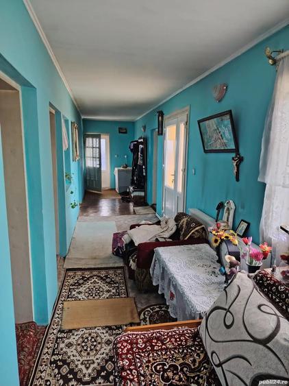 Proprietate cu casa ?i teren generos - 1