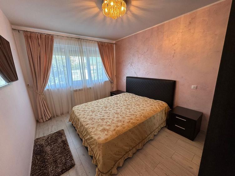 Inchiriez apartament 3 camere, decomandat + parcare, Tatarasi - 5