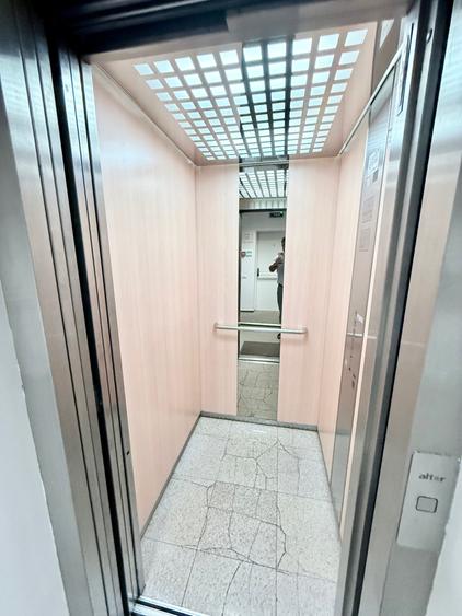 Birou, de 140 mp, în Unirii