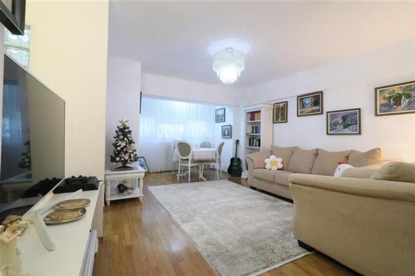 Apartament 3 camere, 2 bai,  Centru Casa de pensii - 2