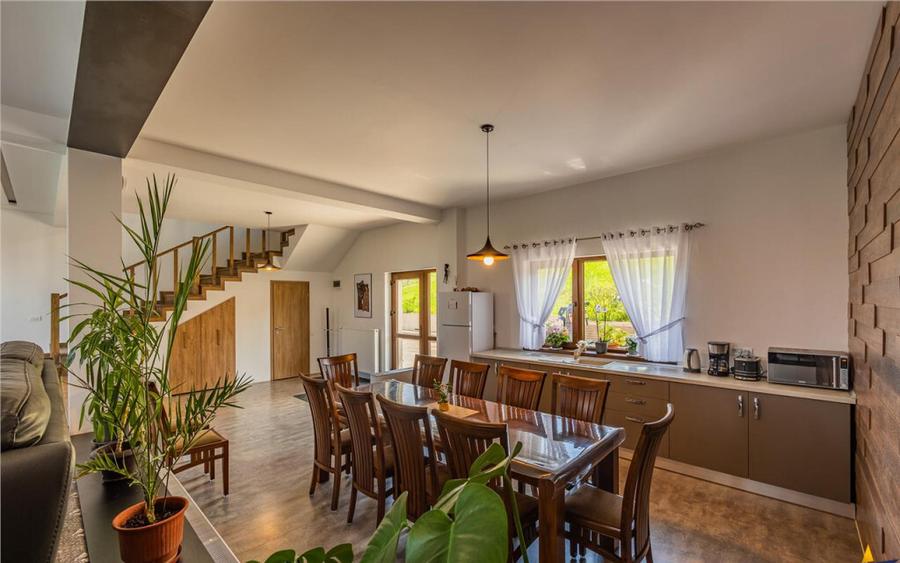 FILM! Oaza de relaxare si rafinament, in peisaje montane spe - 5