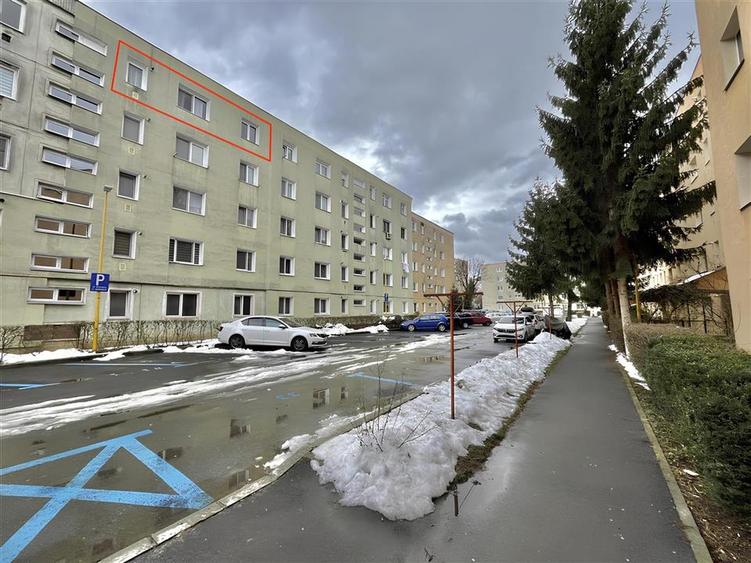 Apartament 2 Camere zona Florilor de renovat la ultimul etaj - 1