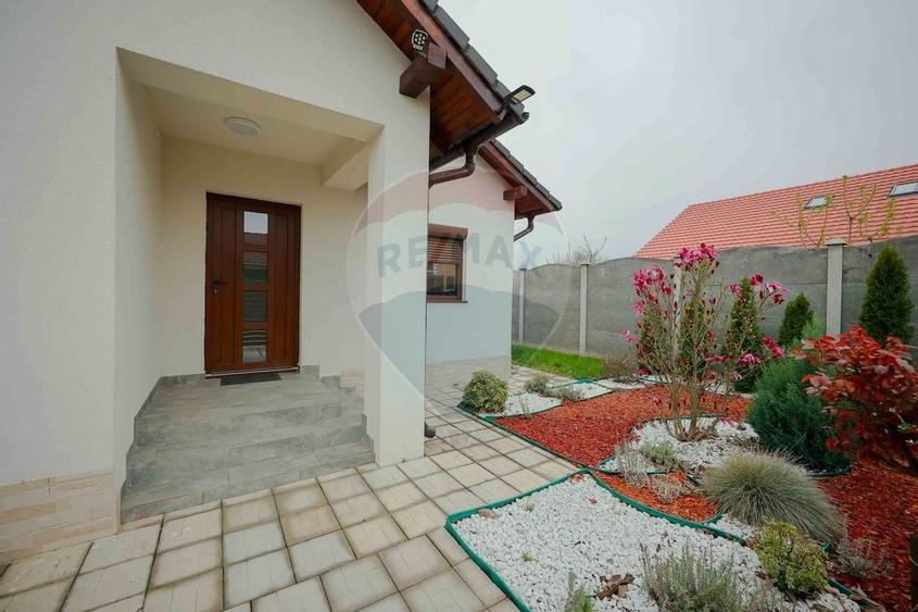 Casă Nouă în Biharia 3 Camere, Gaz, Garaj, Teren 500 mp, Gata De Mutat - 2