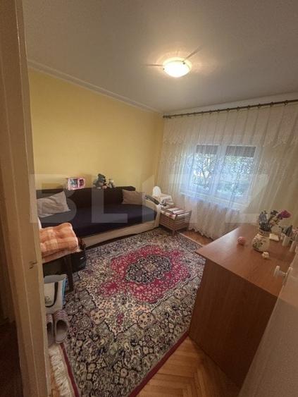 Apartament cu 3 camere decomandat, mobilat în Micro 16 — fotografia 3