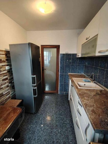 Apartament 2 camere - zona Scoala nr. 8 Micro 9 - 12