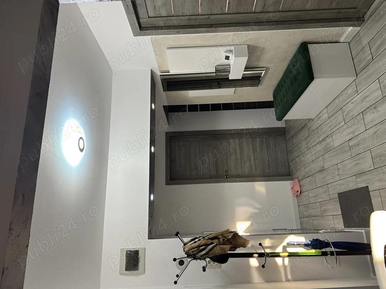 Apartament cu 3 camere 2 balcoane etaj 3 - 4