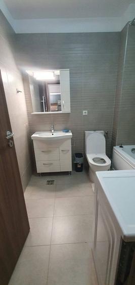 Inchiriez apartament 2 camere str Eroilor Floresti - 2
