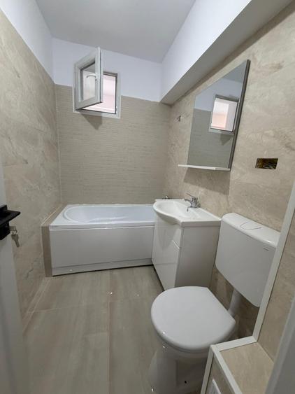 Titan 4 minute metrou - 7