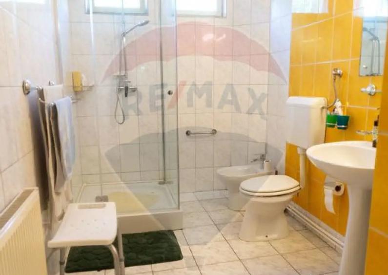 Casa / Vila, 10 cam., Lidl Salaj, multifunctionala - 1