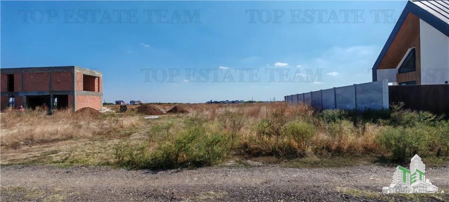 Teren intravilan, in zona de case, 338mp cu toate utilitatile la granita dintre - 2
