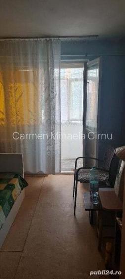 Vand apartament 3 camere decomandat, zona KM 4-5, la piata, Constanta Vand apartament 3 camere decomandat, zona KM 4-5, la piata, Constanta