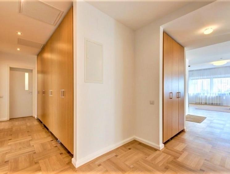 Penthouse cu terasa 200 mp Primaverii - 1