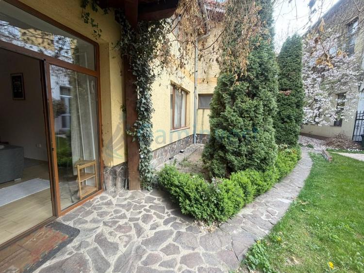 Apartament cu 2 camere de inchiriat in Oradea, ultracentral , curte proprie - 4