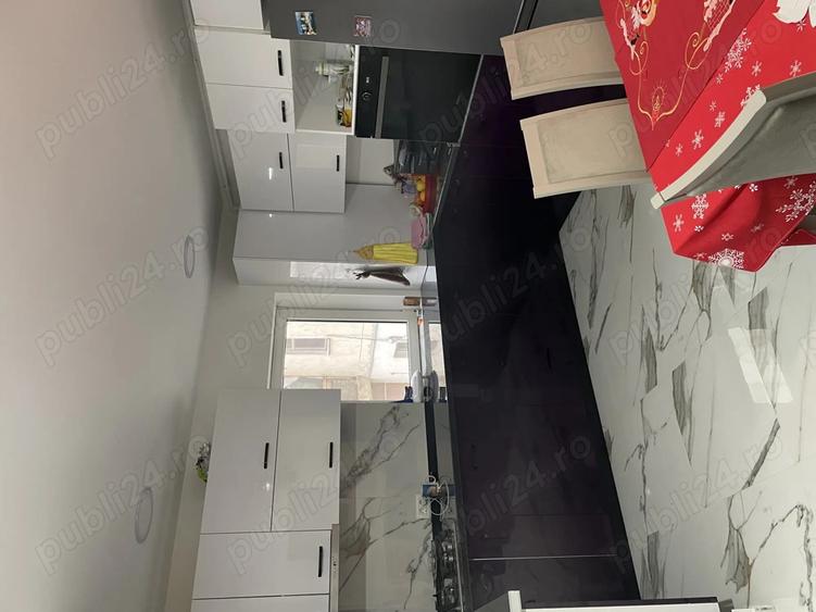 Apartament 3 camere decomandat - 2