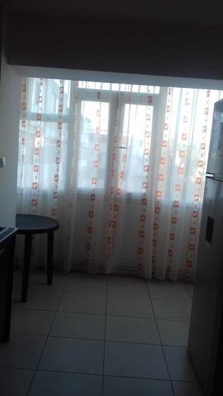 Apartament cu 2 camere decomandat în Obor