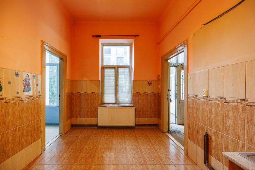 Apartament cu 5 camere decomandat în Iosefin