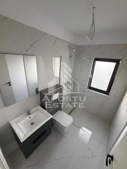 Duplex cu 5 camere cu Canalizare în Becicherecu Mic