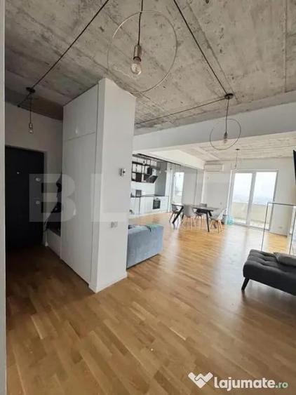Apartament cu 3 camere în Calea Severinului