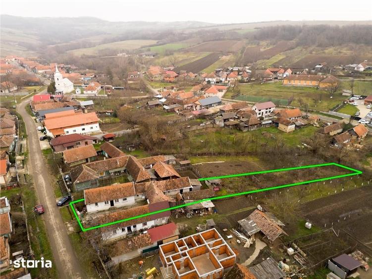 Casă cu 4 camere cu Teren 1021 Mp în Sârbi