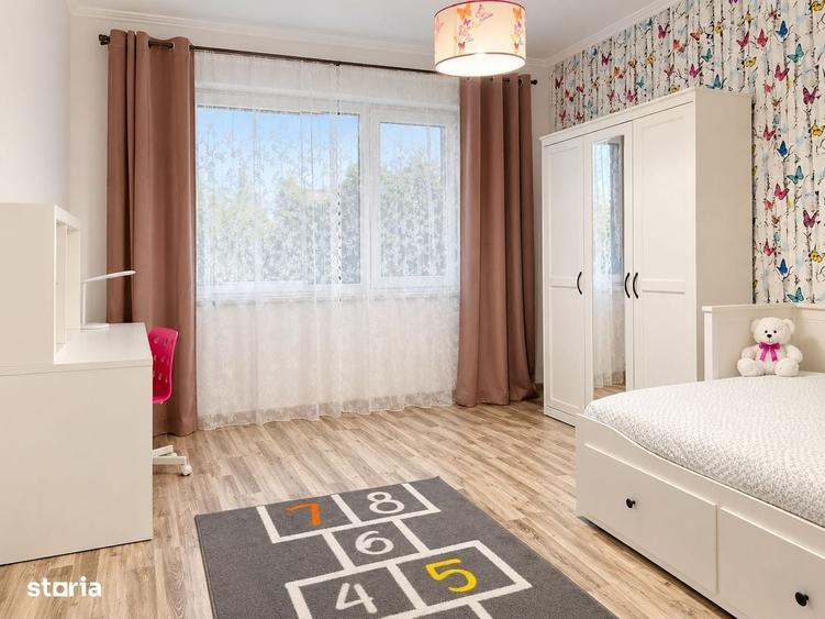 Casă cu 4 camere cu Teren 350 Mp în Sântandrei