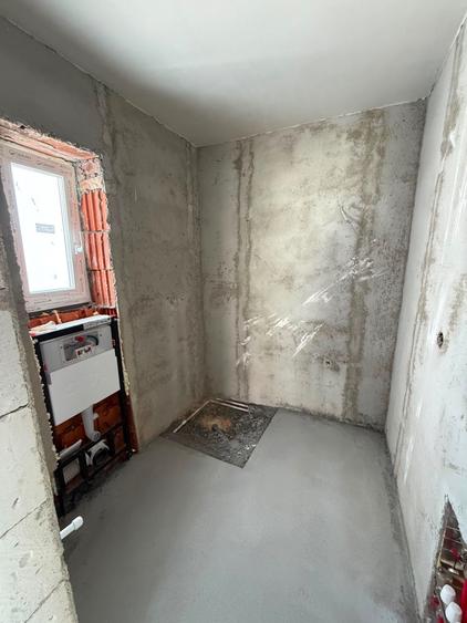 Apartament cu 4 camere decomandat în Ultracentral