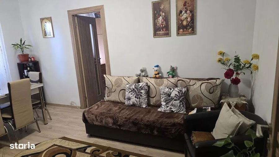 Apartament cu 2 camere semidecomandat în Inel II