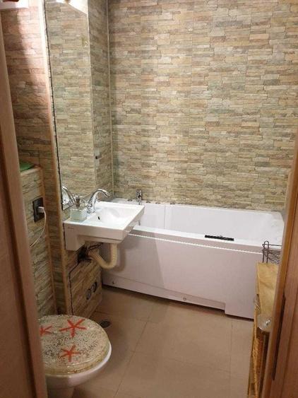 Apartament cu 2 camere decomandat în Lacul Tei