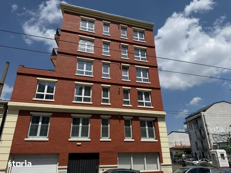 Spațiu comercial, de 694 mp, în Gara de Nord