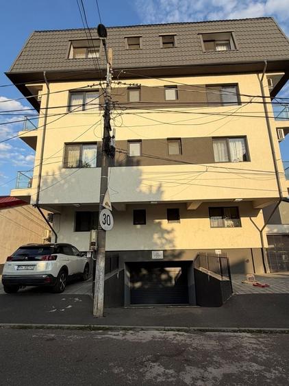 Apartament cu 2 camere decomandat în Giulești