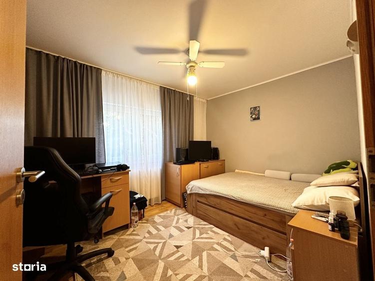 Apartament cu 3 camere semidecomandat în Dâmbovița