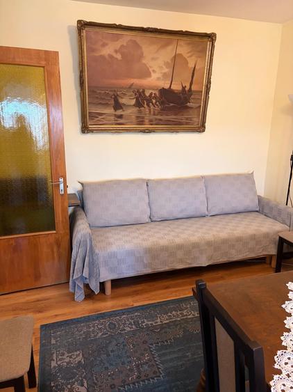 Apartament cu 3 camere decomandat în Tineretului