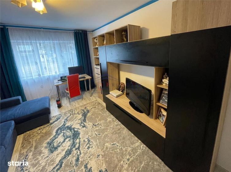 Apartament cu 3 camere decomandat în Burdujeni