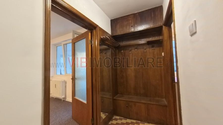 Apartament cu 2 camere semidecomandat în Tineretului