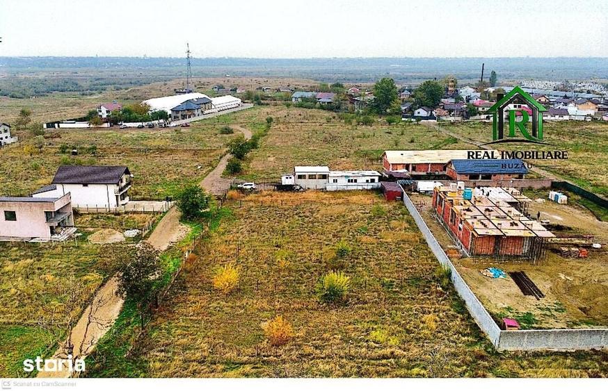 Teren de 467 mp, în Broșteni