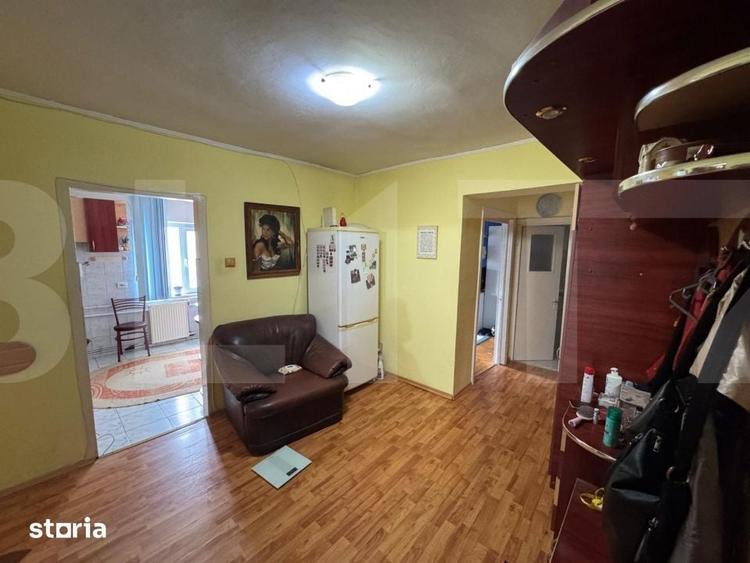 Apartament cu 3 camere decomandat în Copălău