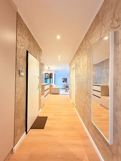 Apartament cu 3 camere decomandat în 1 Mai