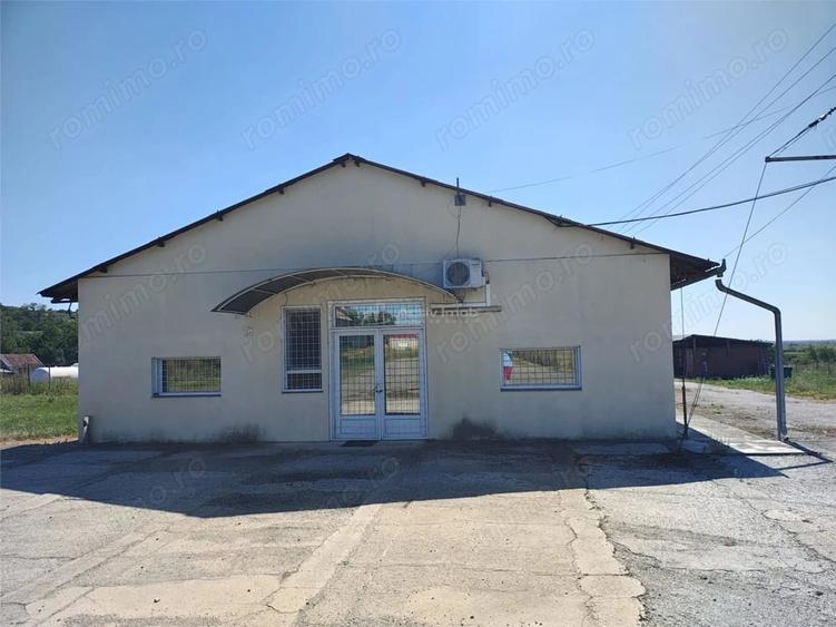 Spațiu comercial, de 972 mp, în Mișca