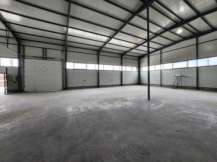 Spațiu industrial, de 500 mp, în Central