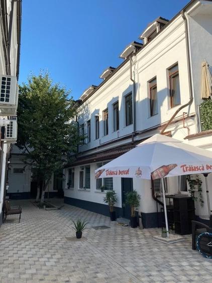 Apartament 2 camere zona Unirii dispus pe 2 niveluri acces curte interioara - 10