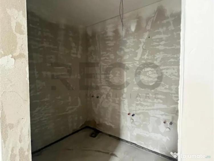 RECO Apartament cu 3 camere, ultracentral, NOU, parter - 1