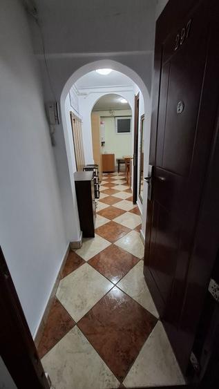 Proprietar inchiriez apartament 2 camere la 5 min de metrou Lujerului - 1