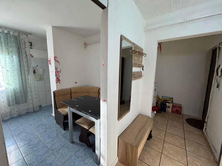 2 cam, 58 mp, etaj 3, zona Zahana - str. Toamnei - 20