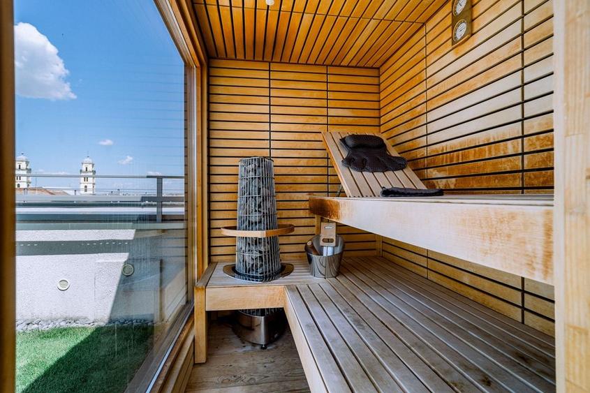 Penthouse 4 camere, ultracentral, Oradea. 800 000 E + TVA. Comision 0 - 23