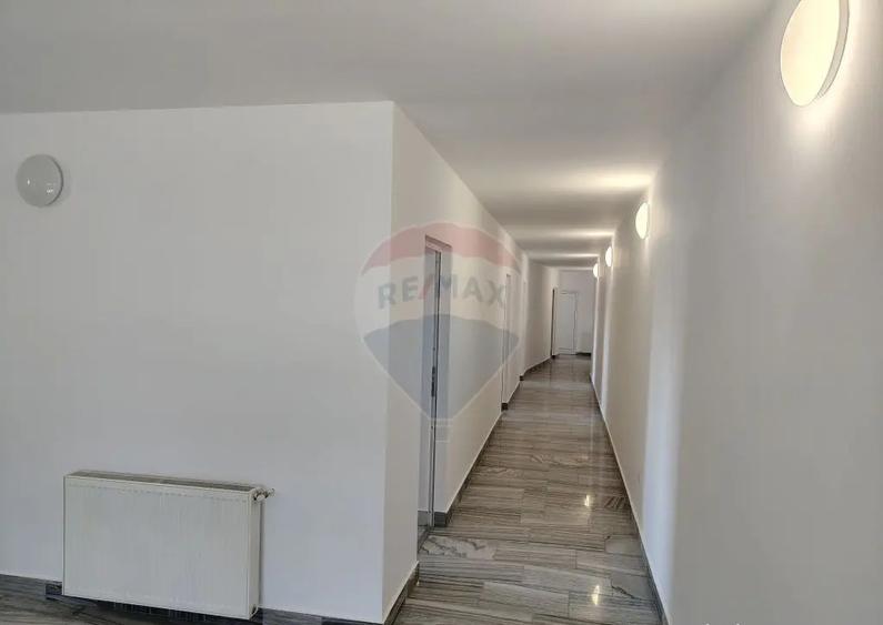 DE INCHIRIAT Spa?iu comercial generos P+2 in zona... - 5